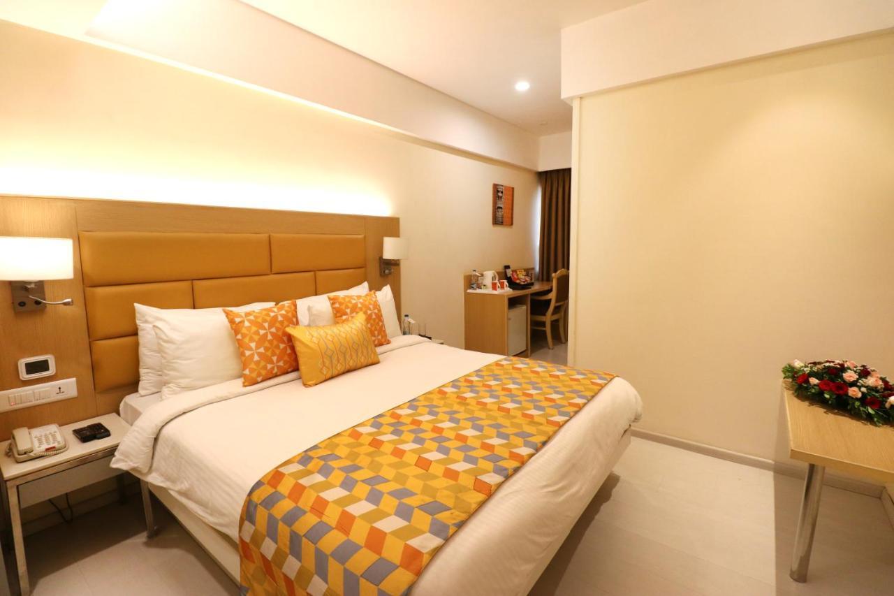 Fortune Park Galaxy - Member ITC Hotel Group, Vapi Exterior foto