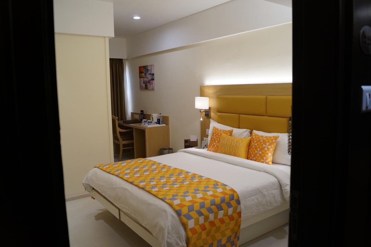 Fortune Park Galaxy - Member ITC Hotel Group, Vapi Exterior foto